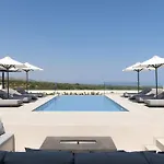 Caelum With Heated Pool, By Hellocrete