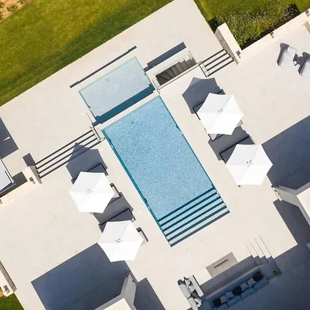Caelum With Heated Pool, By Hellocrete Rethymno (Crete)