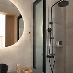 Caelum With Heated Pool, By Hellocrete ريثيمنو