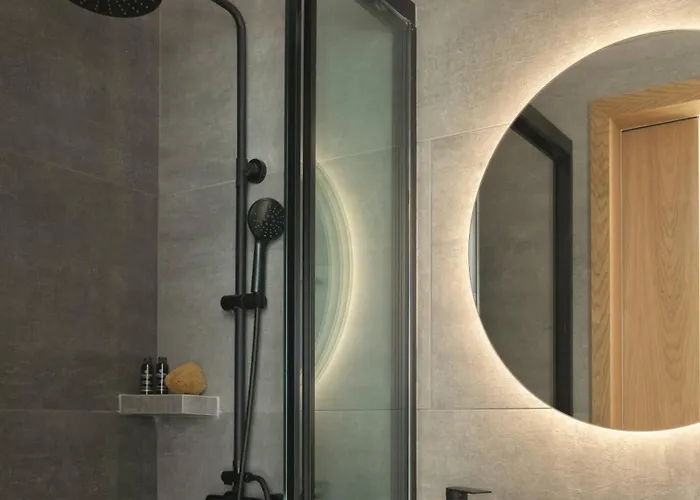 Вілла Caelum With Heated Pool, By Hellocrete