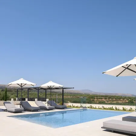 Caelum With Heated Pool, By Hellocrete Βίλα Ρέθυμνο