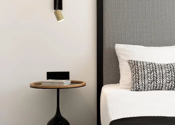 Caelum With Heated Pool, By Hellocrete