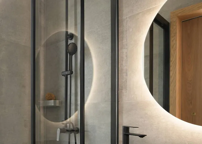 Willa Caelum With Heated Pool, By Hellocrete Retimno